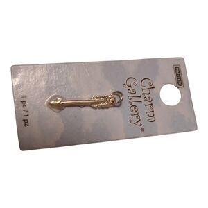 Charm Gallery Gold Arrow Charm